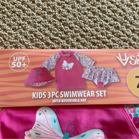 Girl Clothing Brand Gerber Baby Girls' 3-Piece Outfit Set